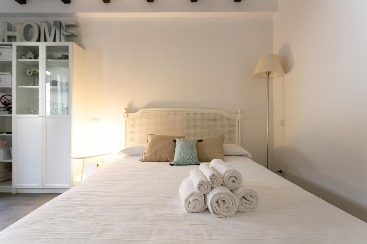 Milano Apartments Sant'Agostino Esterno foto